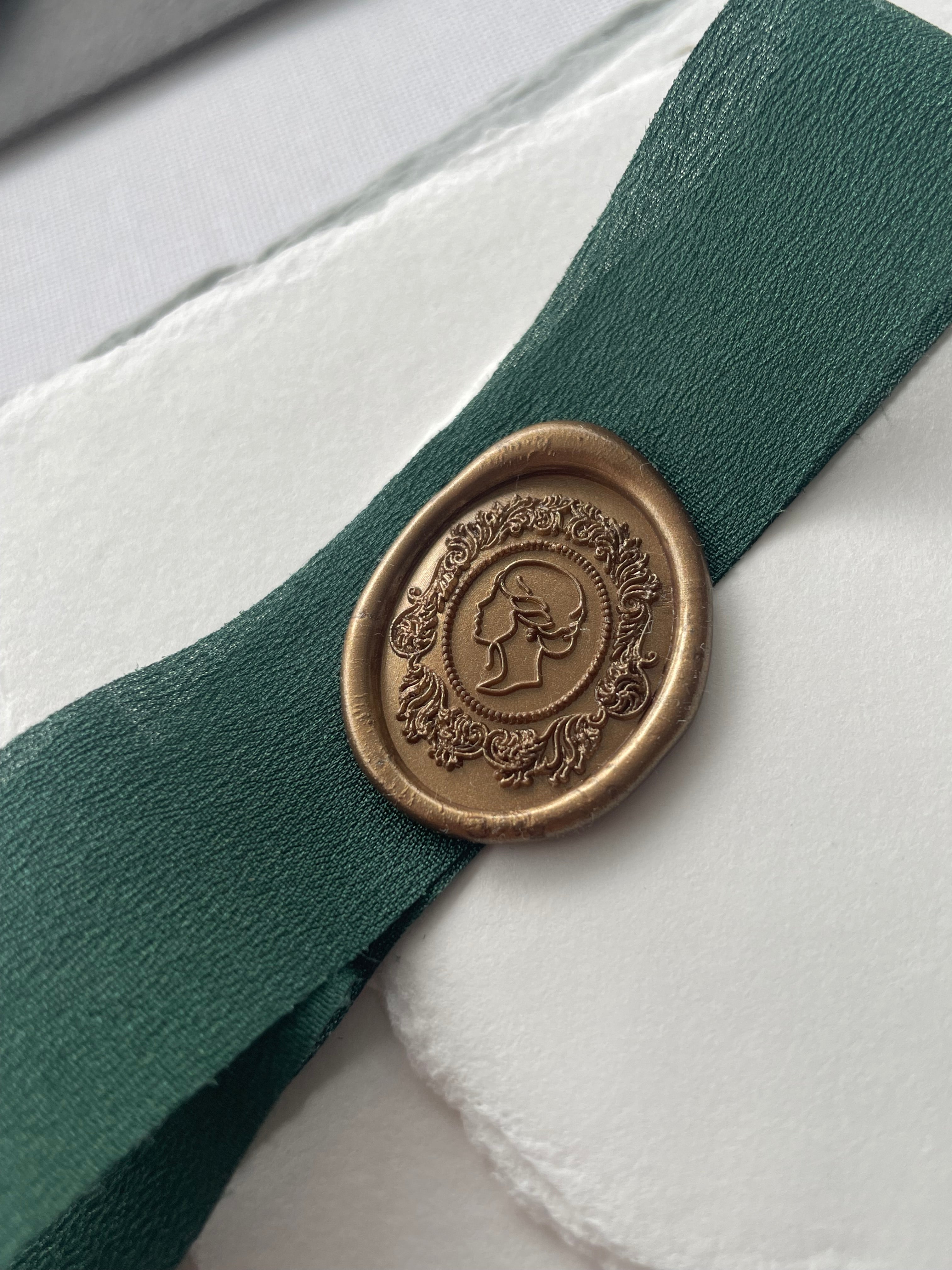 Victorian Cameo - Self adhesive wax seals - 35 pcs