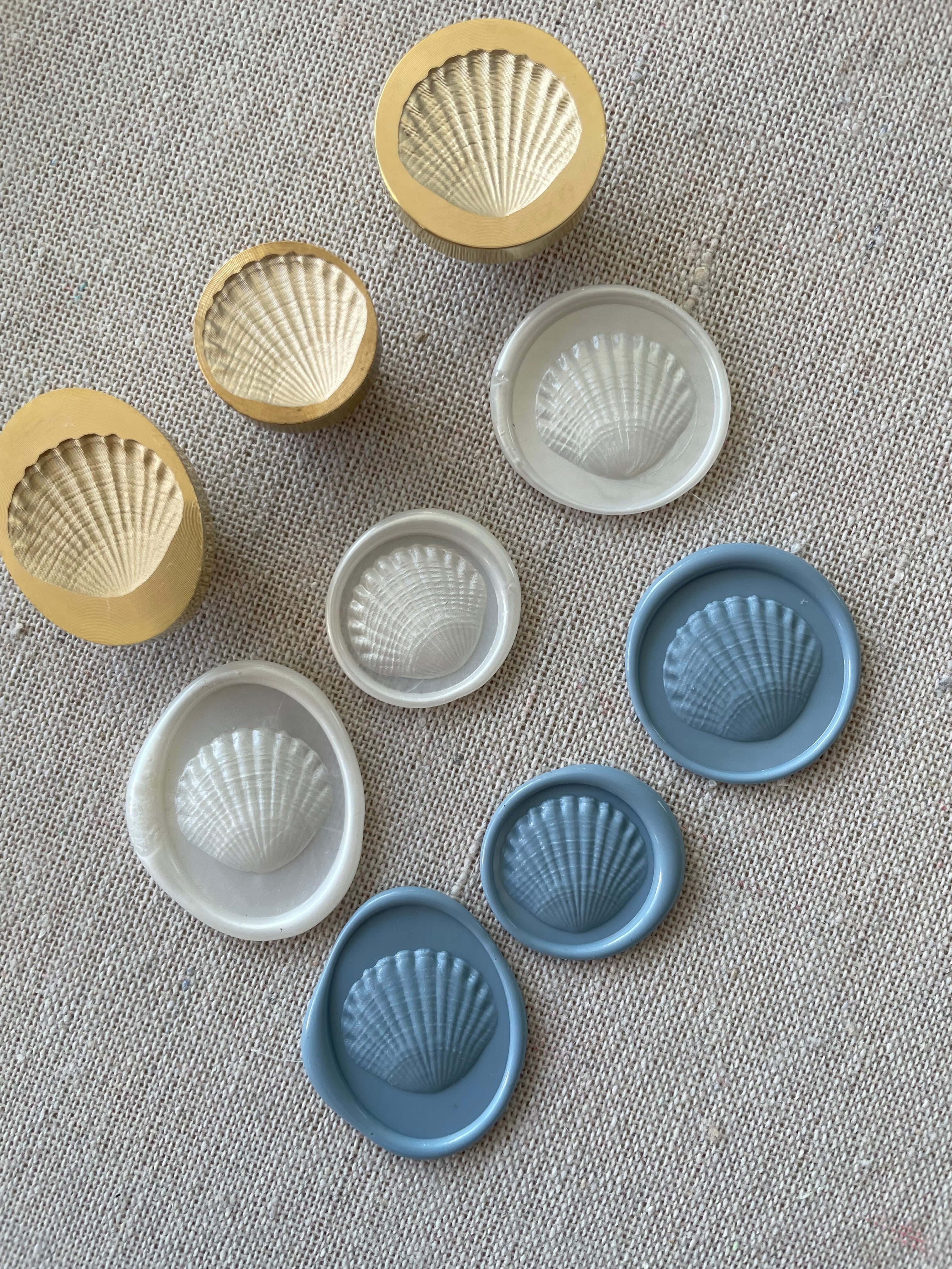 Sea shell - Self adhesive wax seals - 35 pcs