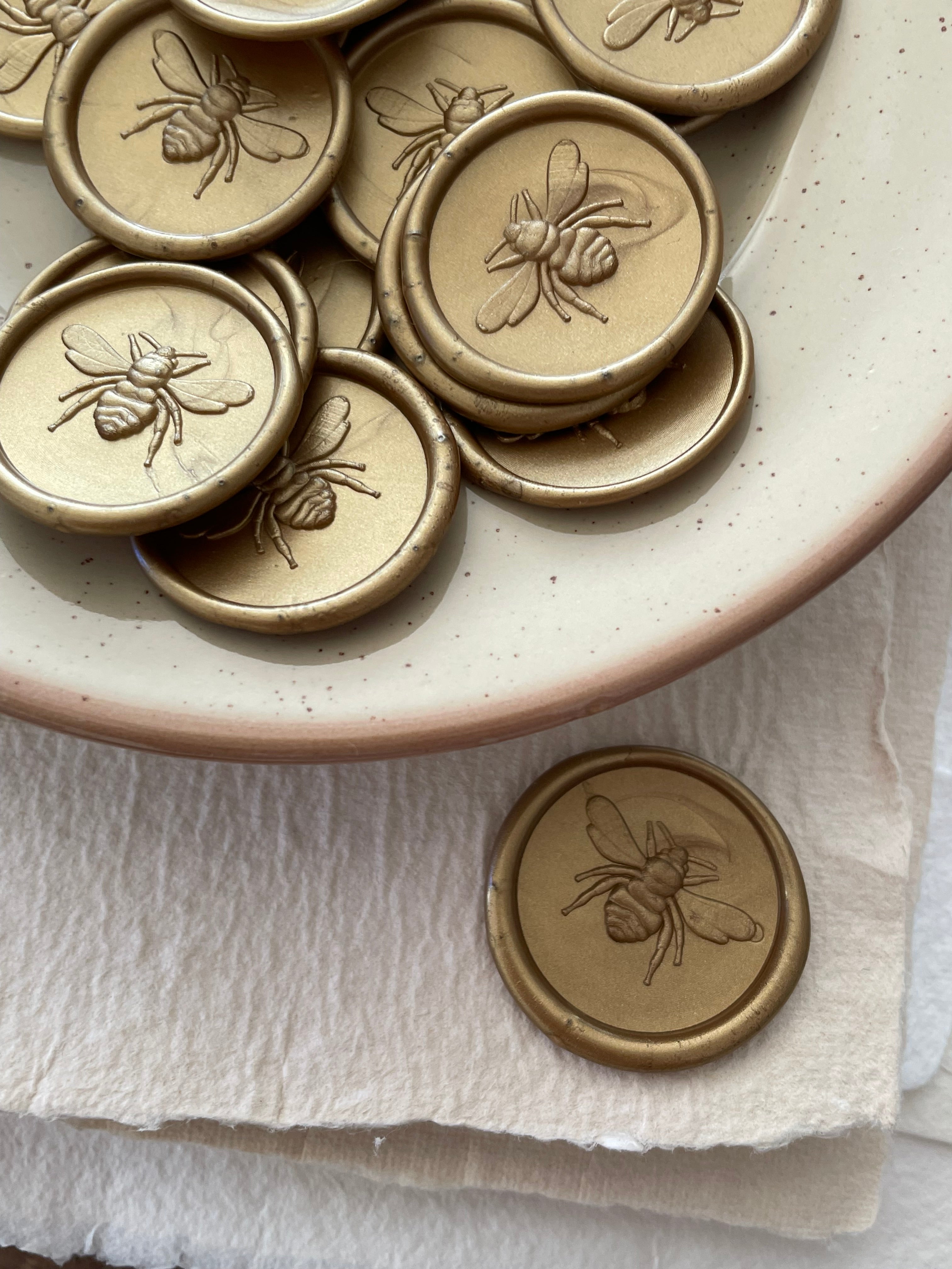 3D bee - Self adhesive wax seals - 35 pcs