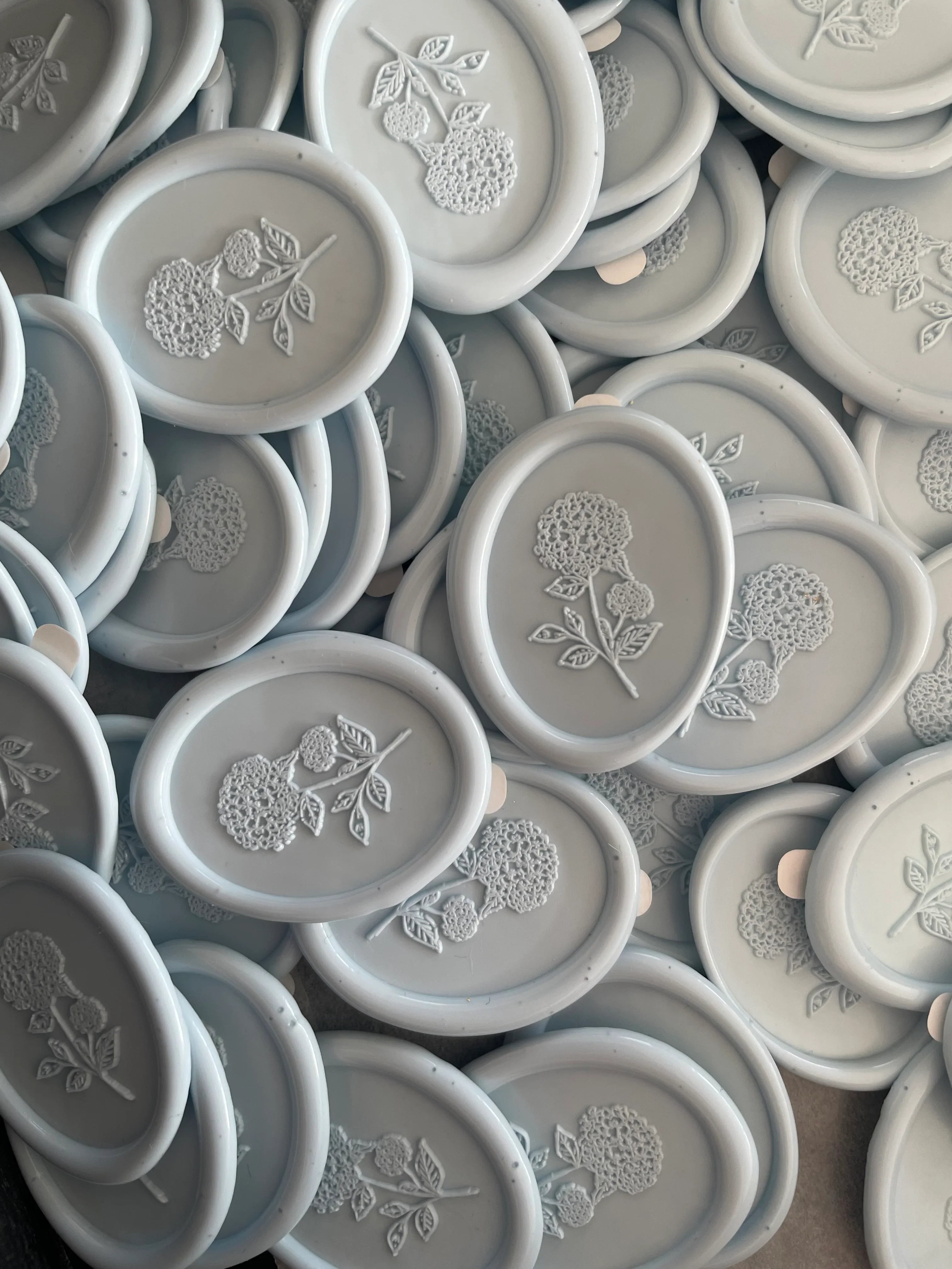 Hydrangea - Self adhesive wax seals - 35 pcs