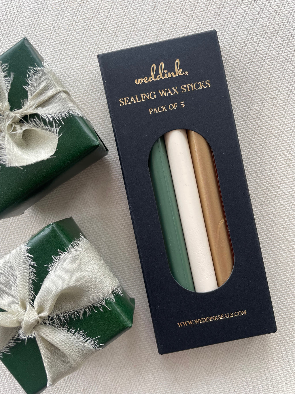 Christmas sealing wax sticks/ Festive colors wax sticks/ pack of 5/ Christmas wax sticks