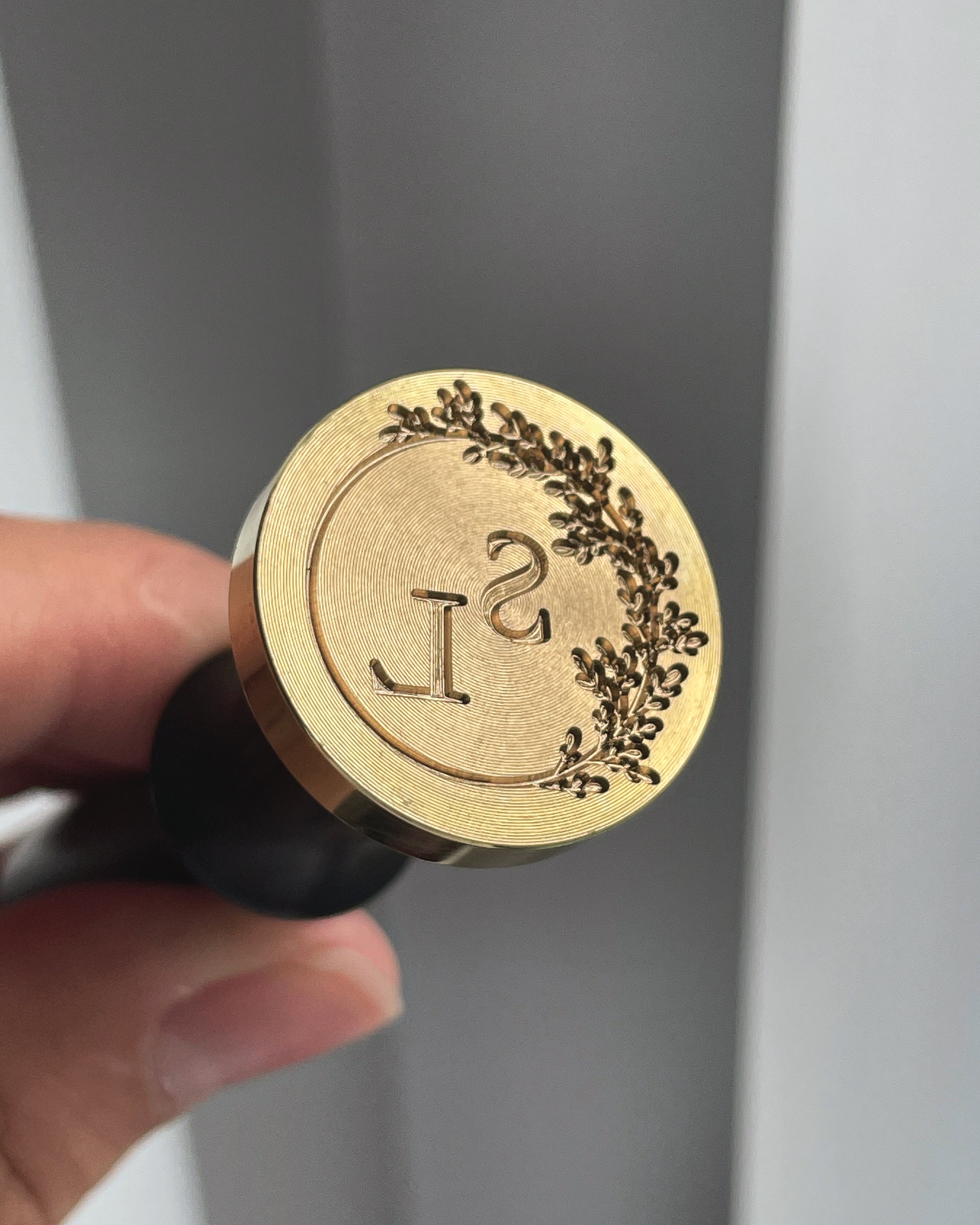 Custom Initial Wax Stamp - Wedding Monogram / wax stamp